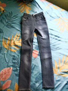 Girls' Charcoal Wash Jeans