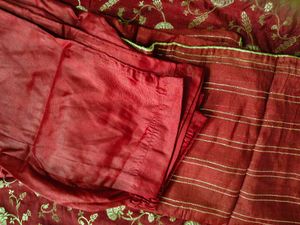 Red &amp; Gold Embroidered Kurta Set From Ishin
