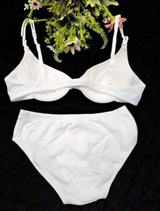 White Bra with Bow Detail and penty