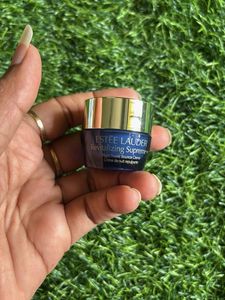 Estee Lauder Revitalising Supreme  Night Cream