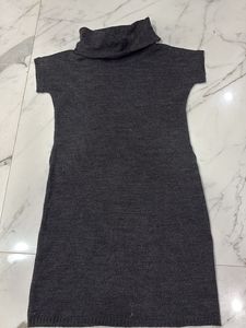 Chic Turtleneck Knit Dress