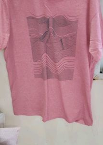 Bundle of 4 Graphic T-Shirts.. ## VERY BUMPER CLEA