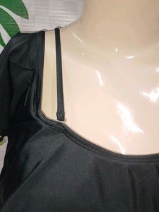 (285)Black Ruffle Pom-Pom Swimsuit