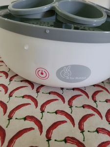 R for Rabbit i Bot Bottle Sterilizer