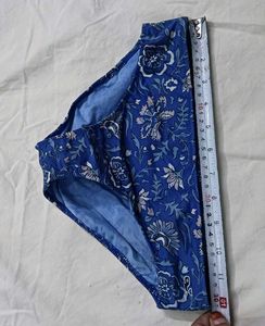 ⚛️ Floral Print Bikini Bottom
