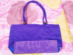 ‼️Embroidery Hand bag‼️