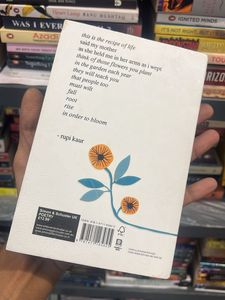 The Sun and Her Flowers by Rupi Kaur
