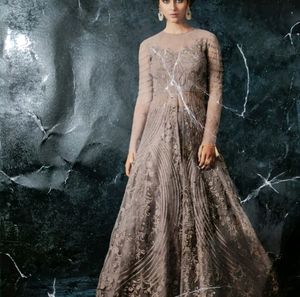 Pakistani Three Pieces Dress