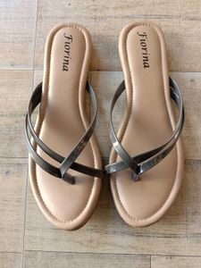 Fiorina Flip Flops