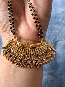 Elegant Gold Mangalsutra
