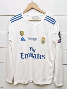 Real Madrid Jersey 2018 embroidery