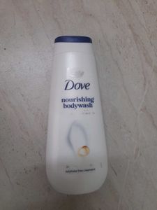 Dove Deeply Nourishing Body Wash 300ml