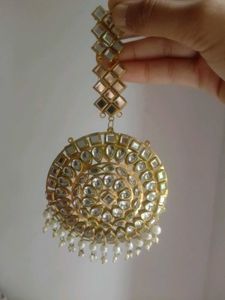 Stunning Maang Tikka with Pearls & Mirrors
