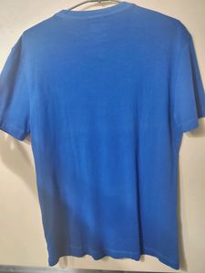 Gap  Men's Casual Tshirt. Like New. Good Condition