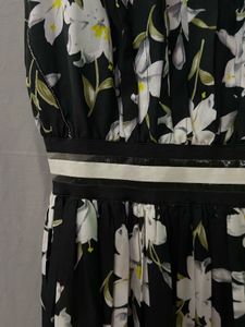 Madame Floral Soft Maxi Black Elegant Dress