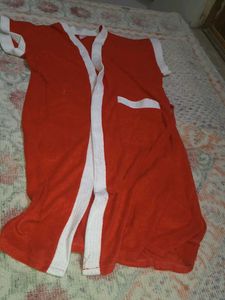 Red  bathroom gown with women