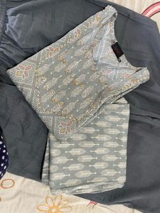 Stylish Grey Printed Kurta Set