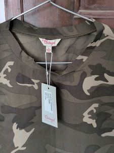Camouflage Cropped T-Shirt
