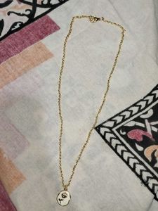 Delicate Gold Chain Necklace with Rose Pendant