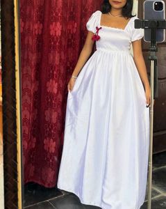 Elegant White Maxi Dress with Puff Sleeves