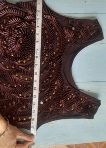 Sleevless Top