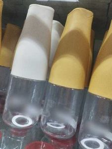 Glass oil dispenser with Lid