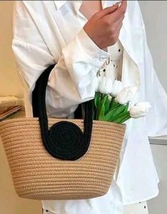 Stylish Straw Tote Bag 10/10