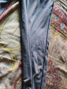 Comfortable Men's Grey lower