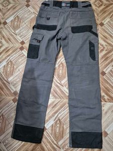 Unique 9 Pockets Men's Cargo Pants 😉