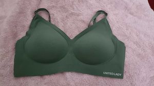 Comfortable Green Seamless jelly Bralette
