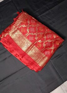 Doria Cotton Red Saree