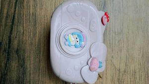 Hello Kitty mini wallet 😍