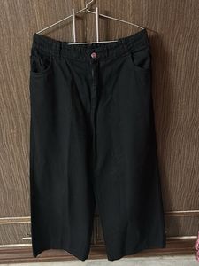 Black Culottes - Wide Leg Cropped Pants