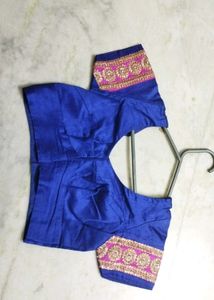 Elegant Ethnic Saree With Blouse
