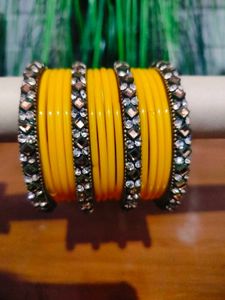 Yallow Bangle