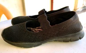 Skechers Women Black SEAGER - POWER HITTER Slip-On