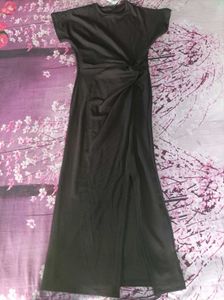 Chic Black Maxi Dress with Side Slit