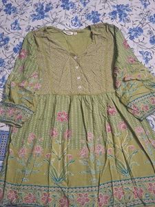 Beautiful Green Floral Print Kurta