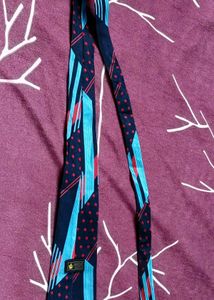 France Pure Silk Stylish Geometric Patterned Tie