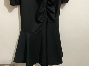 Elegant Black Midi Dress