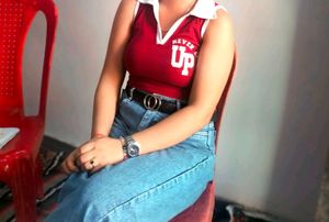 🧨Maroon "Never Give Up" Crop Top