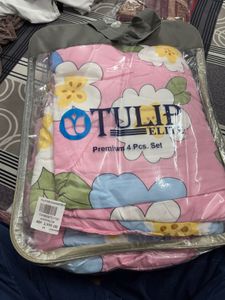 Cute Floral Print Comforter