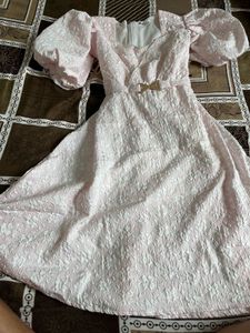 Chic Pink Puff Sleeve Dress
