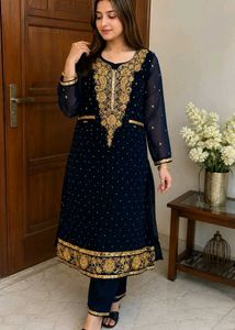 Elegant Navy Blue Kurta Set with Gold Embellishmen