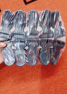 Cloths Picker In Black Colour 10 Pcs