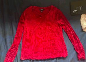 Animal pattern velour top
