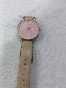 Elegant Women's Watch - Stylish &amp; Chic