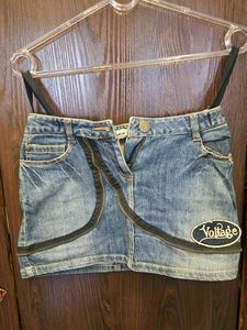 Denim mini Skirt with Zipper Accents