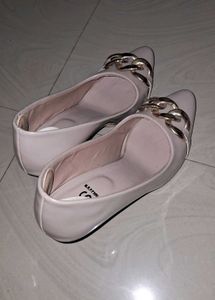 Chic Chain Detail Ballerinas