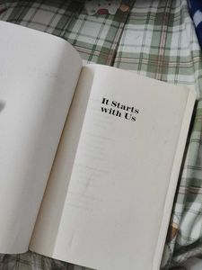 It Starts With Us by Colleen Hoover